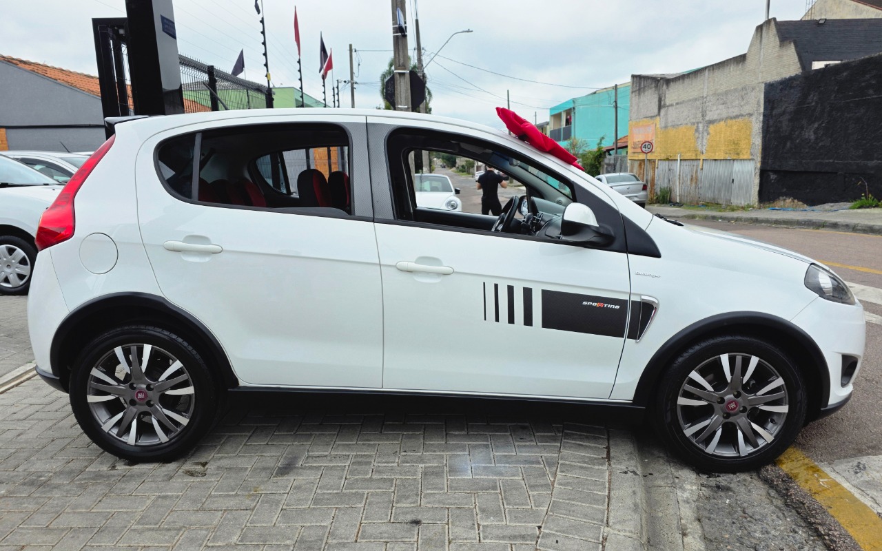 imagem-https://www.socarrao.com.br/sc-vehicle-images-prod/2456382/1783183699197-MjAyNjA3MDRfMTEyNDQzLmpwZw.jpg