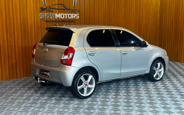 imagem-https://www.socarrao.com.br/sc-vehicle-images-prod/2457242/1789734508671-gb-6fe2ff7.jpeg