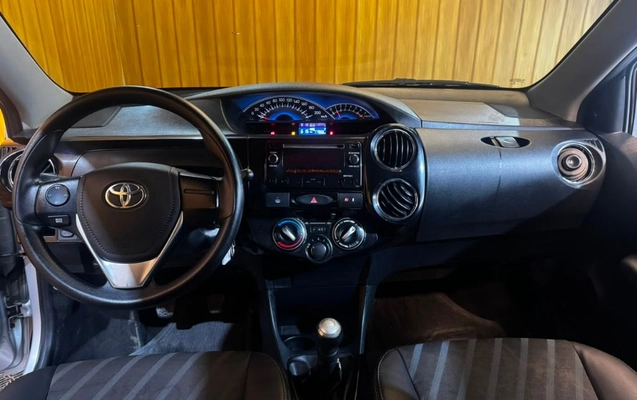 imagem-https://www.socarrao.com.br/sc-vehicle-images-prod/2457242/1789734508673-gb-ddeba36.jpeg