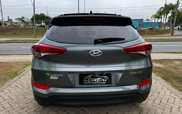 imagem-https://www.socarrao.com.br/sc-vehicle-images-prod/2457352/1789072435157-8250226_16_B_bef45ea816.jpeg