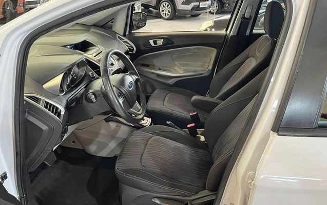 imagem-https://www.socarrao.com.br/sc-vehicle-images-prod/2457357/1784057535279-8249895_4_B_92f93b34a8.jpeg