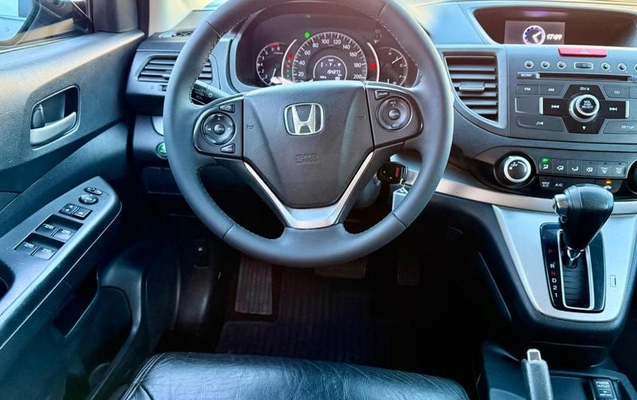 imagem-https://www.socarrao.com.br/sc-vehicle-images-prod/2457625/1785510596223-8249236_17_B_d5f13b3ce7.jpeg