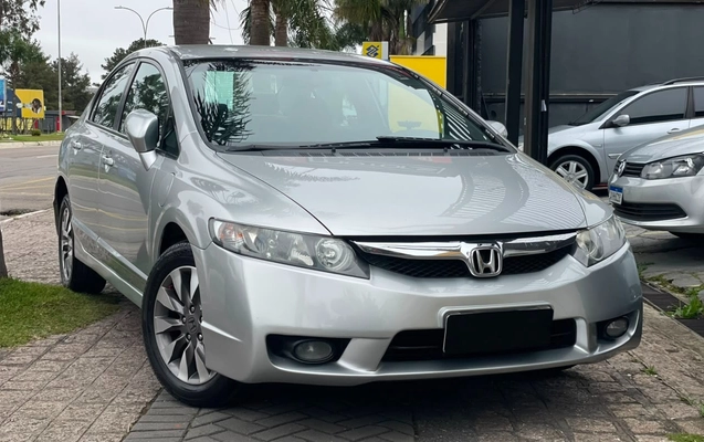 imagem-https://www.socarrao.com.br/sc-vehicle-images-prod/2457774/1783187978840-V2hhdHNBcHAgSW1hZ2UgMjAyNi0wNy0wNCBhdCAyLjUxLjU2IFBNICgxKS5qcGVn.jpeg