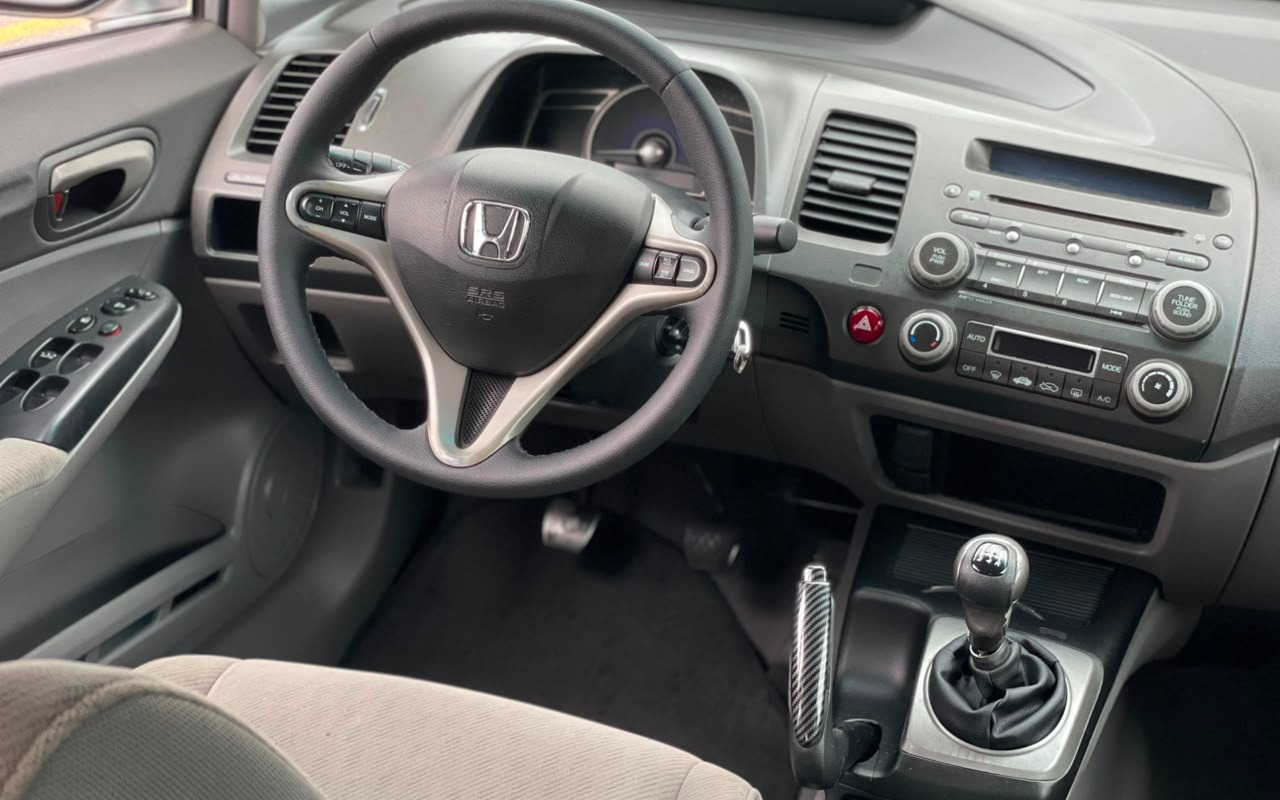 imagem-https://www.socarrao.com.br/sc-vehicle-images-prod/2457774/1783187979482-V2hhdHNBcHAgSW1hZ2UgMjAyNi0wNy0wNCBhdCAyLjUyLjA1IFBNICgxKS5qcGVn.jpeg