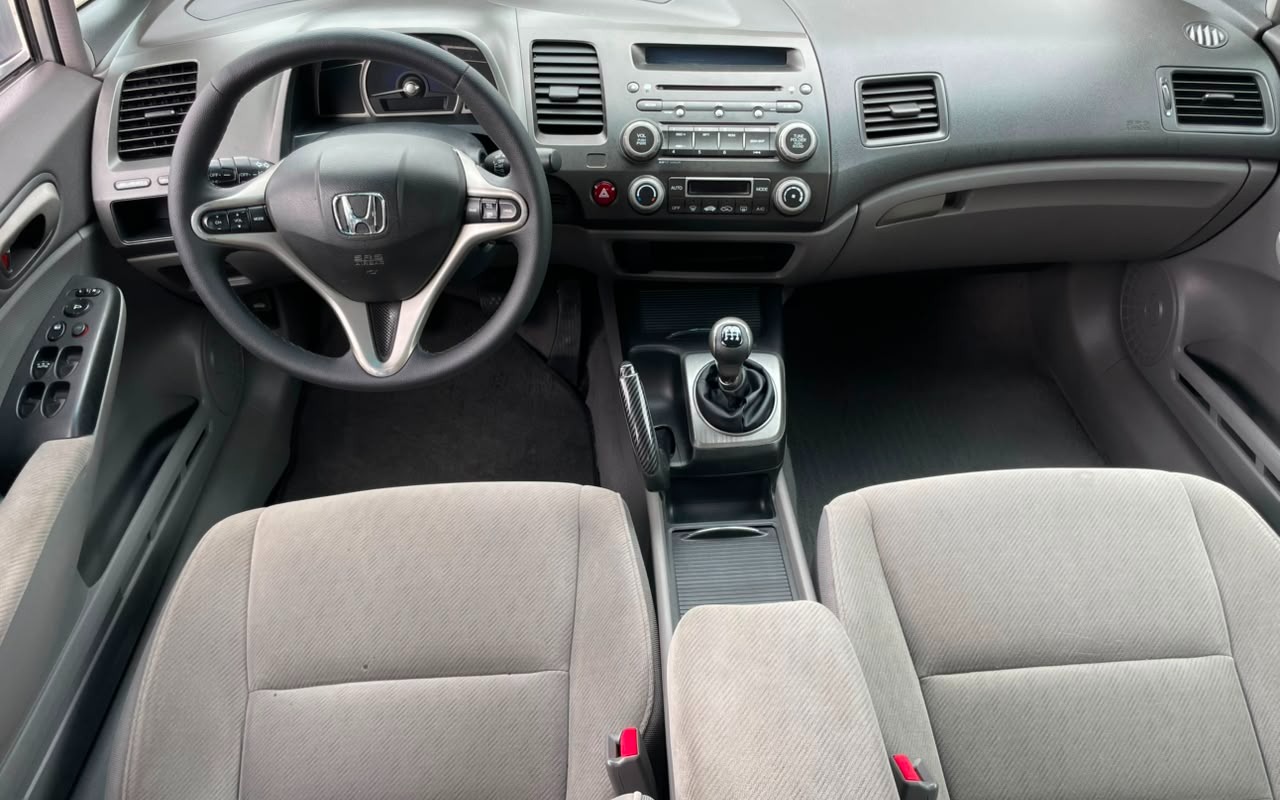 imagem-https://www.socarrao.com.br/sc-vehicle-images-prod/2457774/1783187979559-V2hhdHNBcHAgSW1hZ2UgMjAyNi0wNy0wNCBhdCAyLjUyLjA1IFBNLmpwZWc.jpeg