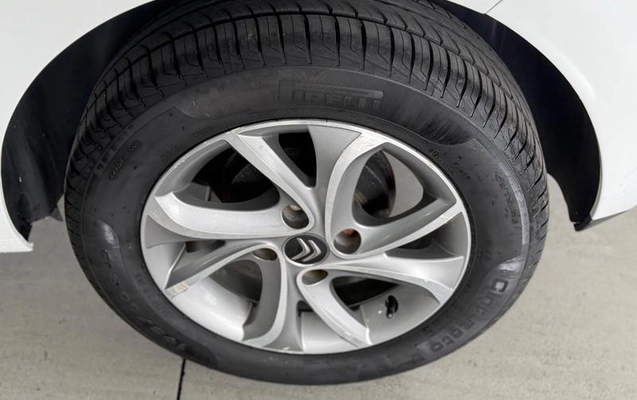 imagem-https://www.socarrao.com.br/sc-vehicle-images-prod/2457870/1784148760081-8201282_16_B_d9169acd85.jpeg