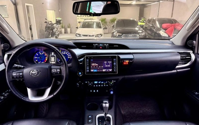 imagem-https://www.socarrao.com.br/sc-vehicle-images-prod/2458277/1787174318730-8250156_9_B_4b57e803c6.jpeg