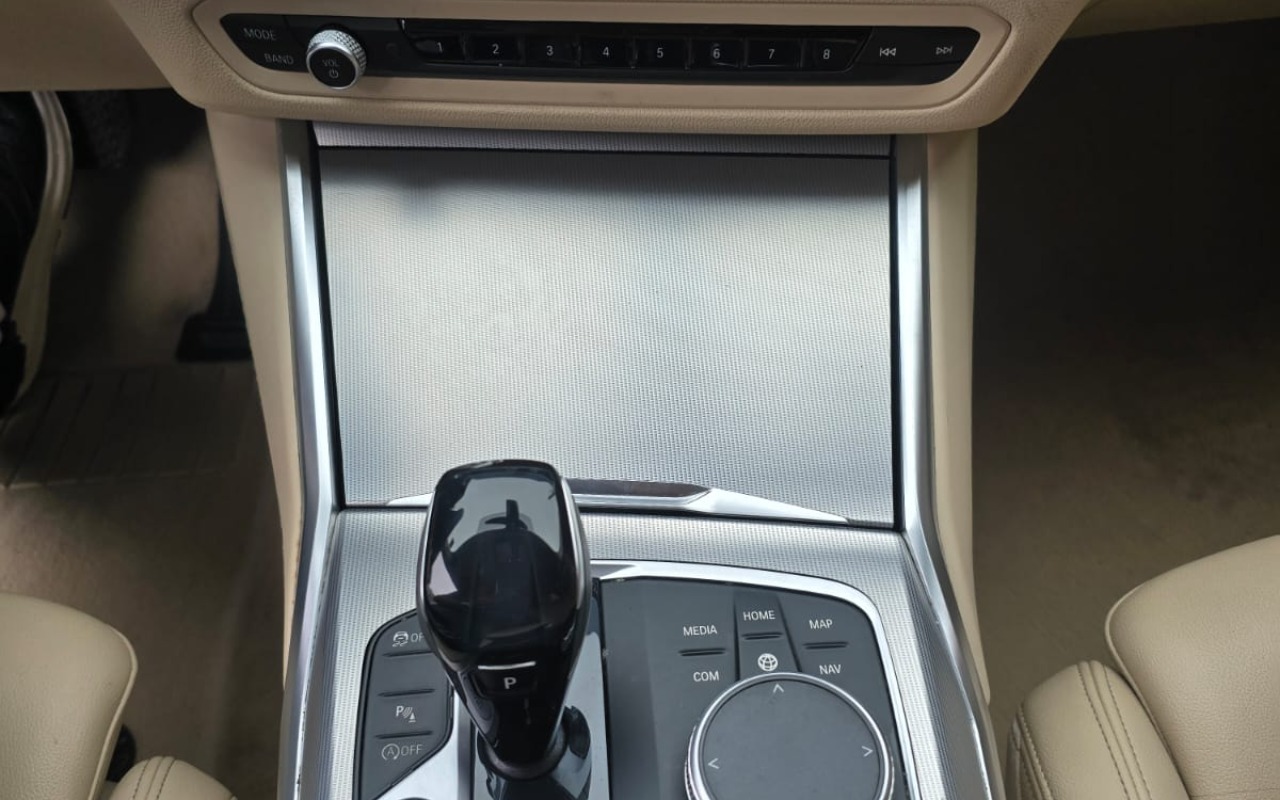 imagem-https://www.socarrao.com.br/sc-vehicle-images-prod/2460146/1783196121712-V2hhdHNBcHAgSW1hZ2UgMjAyNi0wNy0wNCBhdCAxNi4yMC41MCAoMSkuanBlZw.jpeg