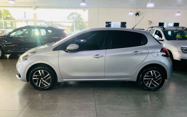 imagem-https://www.socarrao.com.br/sc-vehicle-images-prod/24622/1787238026021-d345cc0ef2d44d6a9a3c6e8d68b751d8_1756498458797.jpg