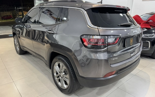 imagem-https://www.socarrao.com.br/sc-vehicle-images-prod/2468469/1783231251792-2_025457.jpg