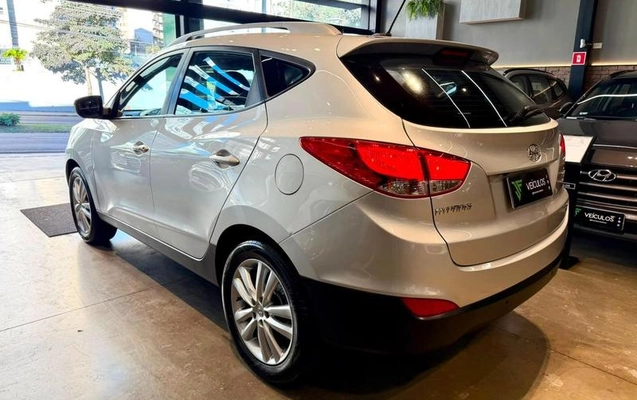 imagem-https://www.socarrao.com.br/sc-vehicle-images-prod/2470856/1788295744234-8250164_2_B_d75df294c9.jpeg