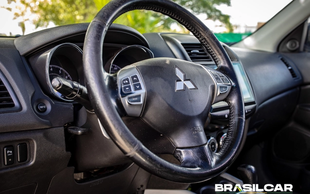 imagem-https://www.socarrao.com.br/sc-vehicle-images-prod/2470917/1783277743729-003_1559e8229f61452fa8e5b04564c61c18.jpg