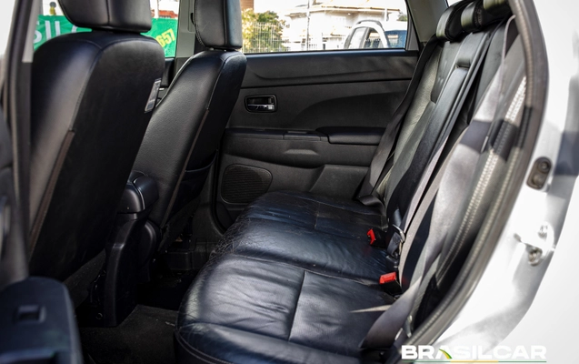 imagem-https://www.socarrao.com.br/sc-vehicle-images-prod/2470917/1783277743739-003_105a6398d0f6ec3c3b026afab58c8d6a.jpg