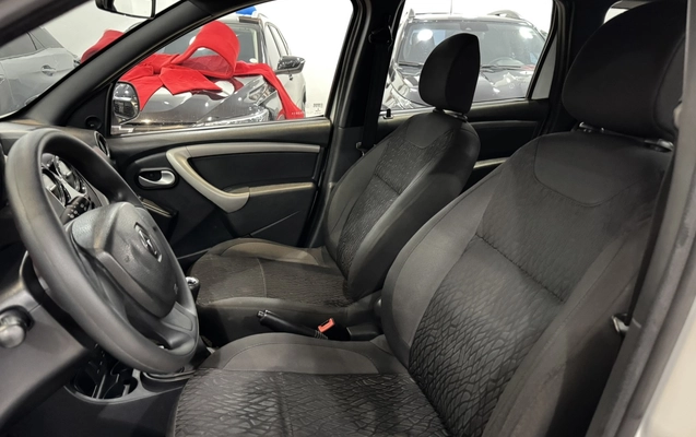 imagem-https://www.socarrao.com.br/sc-vehicle-images-prod/2470921/1783278315168-15_024735.jpg