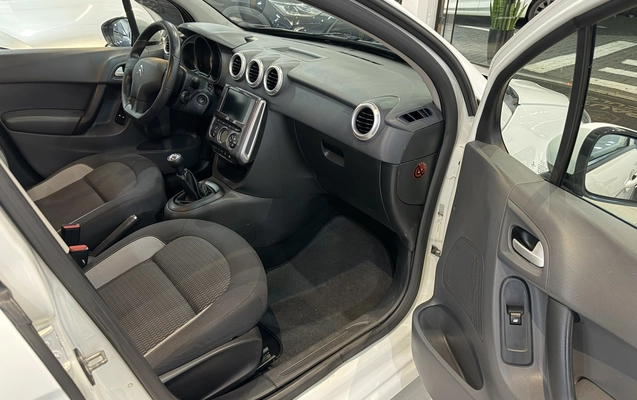 imagem-https://www.socarrao.com.br/sc-vehicle-images-prod/2471074/1783306975964-6_031748.jpg
