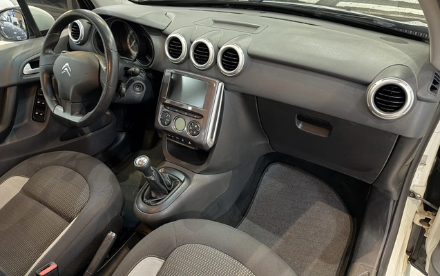 imagem-https://www.socarrao.com.br/sc-vehicle-images-prod/2471074/1783306975965-14_031748.jpg