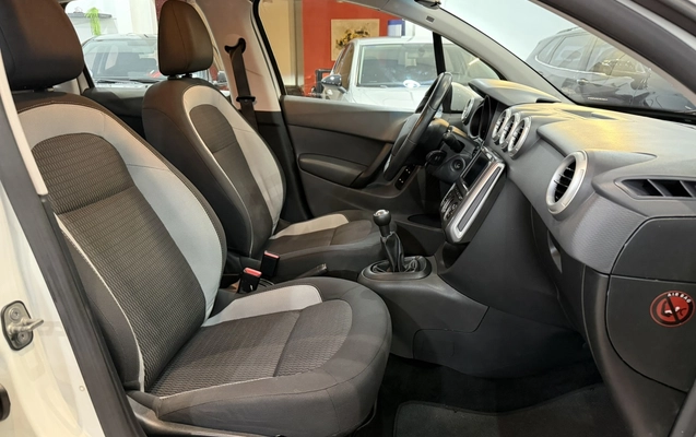imagem-https://www.socarrao.com.br/sc-vehicle-images-prod/2471074/1783306975966-7_031748.jpg