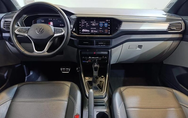 imagem-https://www.socarrao.com.br/sc-vehicle-images-prod/2477763/1789173361581-8250854_13_B_1c1f82fa13.jpeg