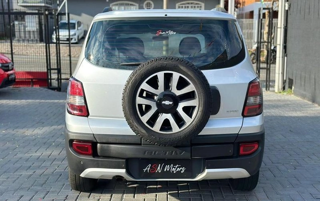 imagem-https://www.socarrao.com.br/sc-vehicle-images-prod/2477802/1785867540896-8250843_0_B_84229013c6.jpeg
