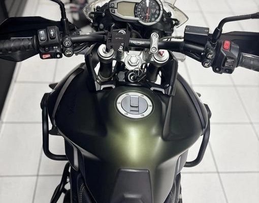 imagem-https://www.socarrao.com.br/sc-vehicle-images-prod/2478014/1787845467666-8244105_8_B_7ee0f2b3e4.jpeg