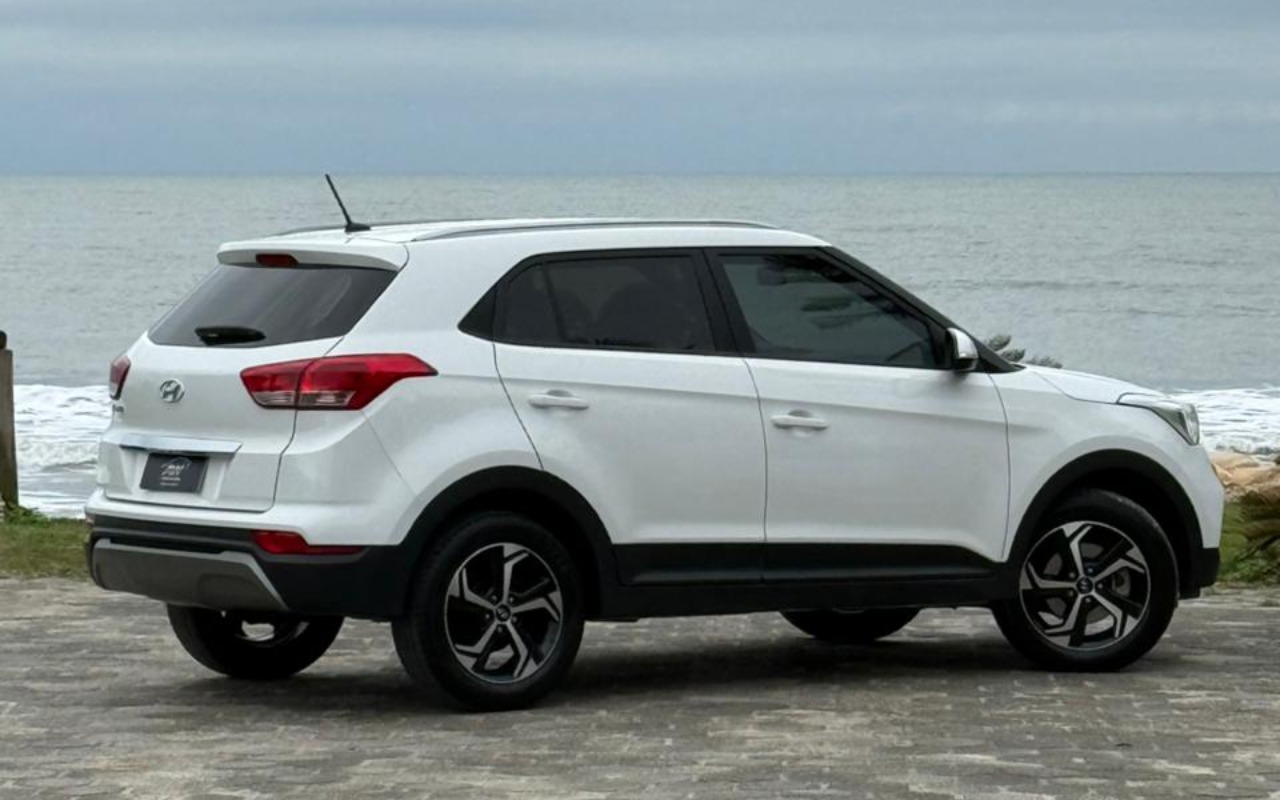imagem-https://www.socarrao.com.br/sc-vehicle-images-prod/2478514/1783343419003-V2hhdHNBcHAgSW1hZ2UgMjAyNi0wNi0yMyBhdCAxMy40MS4zOSAoMSkuanBlZw.jpeg