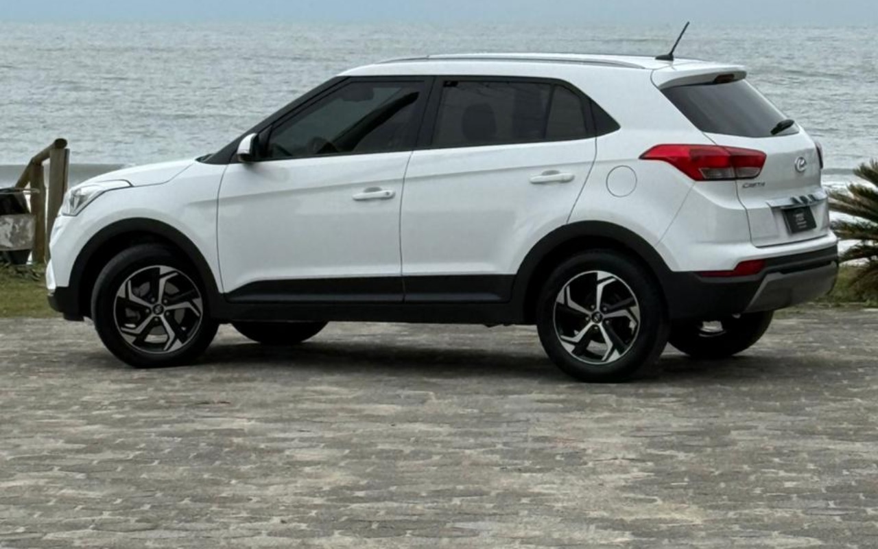 imagem-https://www.socarrao.com.br/sc-vehicle-images-prod/2478514/1783343419373-V2hhdHNBcHAgSW1hZ2UgMjAyNi0wNi0yMyBhdCAxMy40MS4zOSAoMikuanBlZw.jpeg