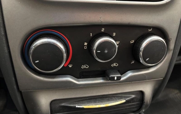 imagem-https://www.socarrao.com.br/sc-vehicle-images-prod/2478539/1786020296599-8179235_20_B_269b53a286.jpeg