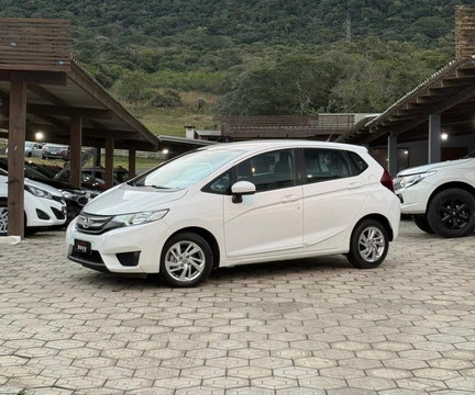 Honda Fit 2015 Branco — foto 1 de 3