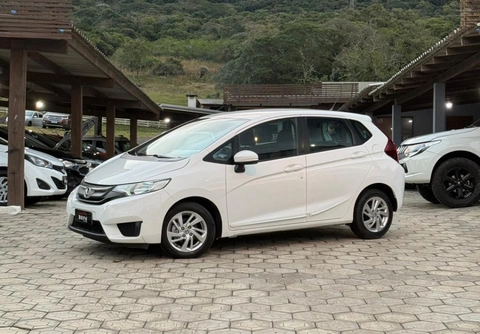 Honda Fit 2015 Branco — foto 1 de 3