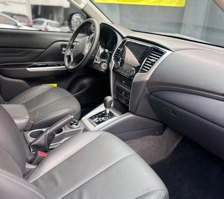 imagem-https://www.socarrao.com.br/sc-vehicle-images-prod/2479339/1783967611582-8251502_1_B_0c094c7560.jpeg