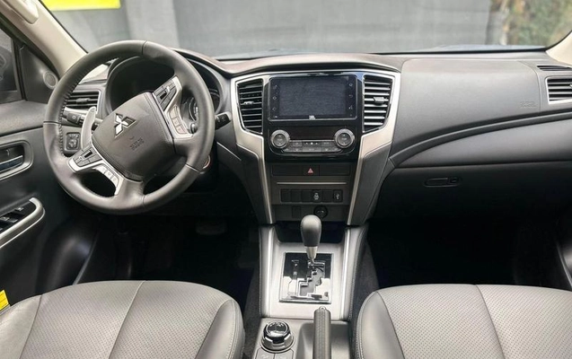 imagem-https://www.socarrao.com.br/sc-vehicle-images-prod/2479339/1783967611583-8251502_4_B_914c881468.jpeg