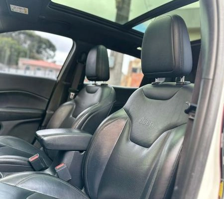 imagem-https://www.socarrao.com.br/sc-vehicle-images-prod/2479485/1789499866055-8251616_11_B_98313c8cd0.jpeg