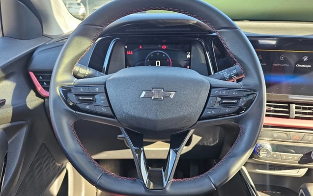 imagem-https://www.socarrao.com.br/sc-vehicle-images-prod/2479611/1789656387068-H6I8q3m2PEZiXW960YDMbMXcmGsuJBTa.jpg