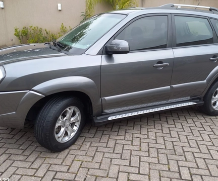 Hyundai Tucson 2.0 16V Flex Aut. 2017 Cinza — foto 1 de 3