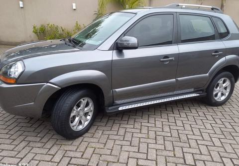 Hyundai Tucson 2.0 16V Flex Aut. 2017 Cinza — foto 1 de 3