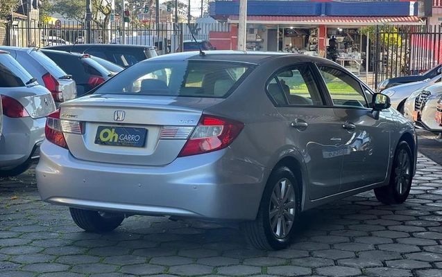 imagem-https://www.socarrao.com.br/sc-vehicle-images-prod/2480116/1783543674815-8251733_13_B_7eed94f403.jpeg