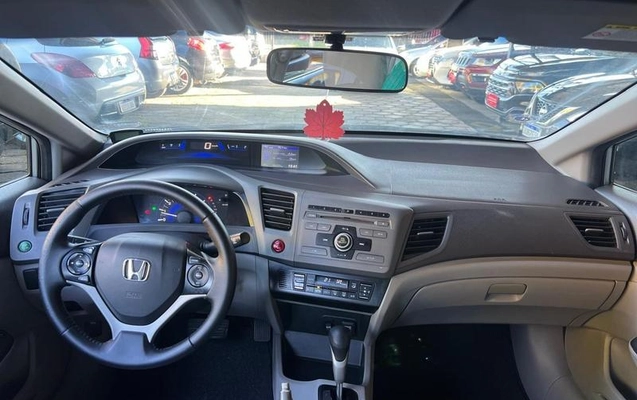imagem-https://www.socarrao.com.br/sc-vehicle-images-prod/2480116/1783543674818-8251733_0_B_c886fe31b9.jpeg