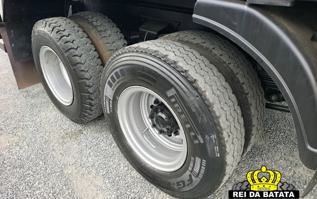 imagem-https://www.socarrao.com.br/sc-vehicle-images-prod/2480405/1783350909379-MTUuanBn.jpg