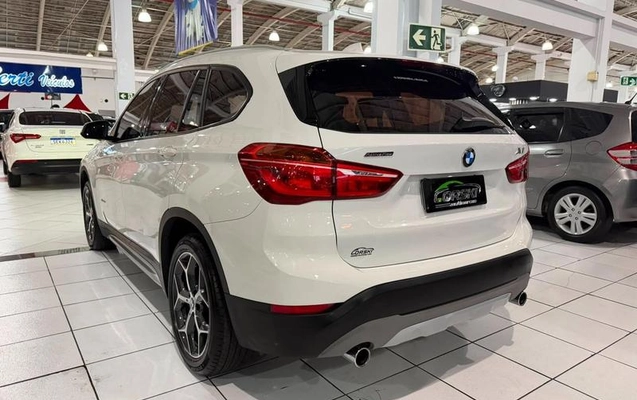 imagem-https://www.socarrao.com.br/sc-vehicle-images-prod/2481148/1789071833005-8234896_19_B_f0eb83cddb.jpeg