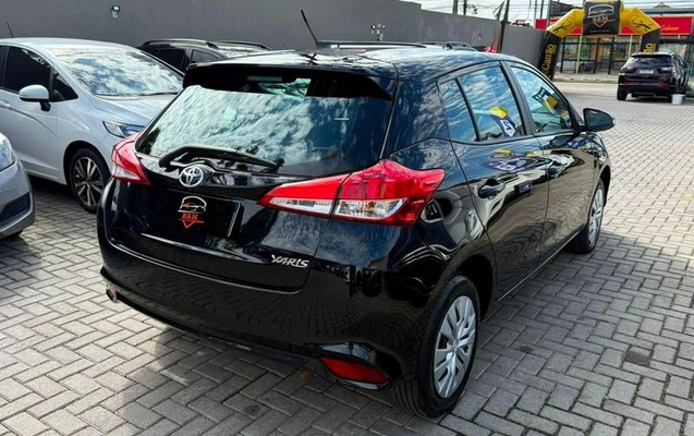 imagem-https://www.socarrao.com.br/sc-vehicle-images-prod/2481844/1792160912096-8251539_14_B_c7bc20ed6c.jpeg
