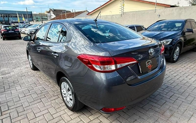 imagem-https://www.socarrao.com.br/sc-vehicle-images-prod/2481846/1789664475520-8251429_11_B_d04129bc4f.jpeg