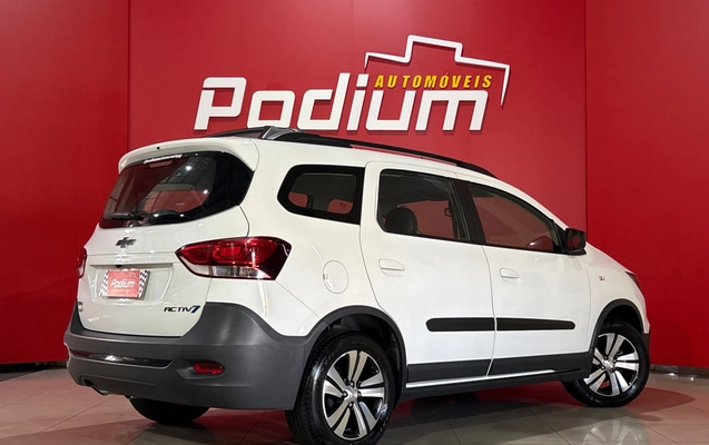 imagem-https://www.socarrao.com.br/sc-vehicle-images-prod/2481878/1783357129972-e27cfcd4-4a47-47ac-bfd6-9031dba1c12f.jpg