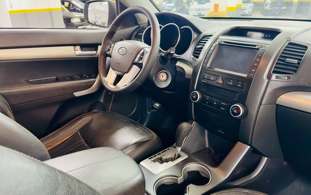 imagem-https://www.socarrao.com.br/sc-vehicle-images-prod/2481883/1788630234549-813f2daf029f48af9c8d9f635d92d8eb_1783354056099.jpg