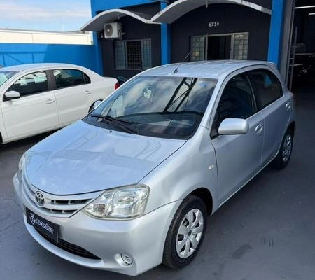 imagem-https://www.socarrao.com.br/sc-vehicle-images-prod/2482674/1783452639272-7931844_11_B_9ddbe9d4f1.jpeg