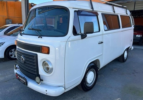 Volkswagen Kombi 2012 Branco — foto 1 de 3