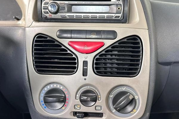 imagem-https://www.socarrao.com.br/sc-vehicle-images-prod/2483084/1788199245075-8252691_17_B_6ae46e4f81.jpeg