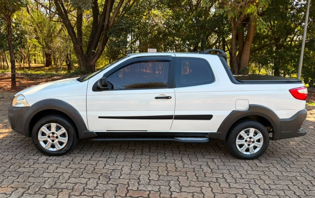 imagem-https://www.socarrao.com.br/sc-vehicle-images-prod/2483342/1786044770544-800x600_35811783363006.webp