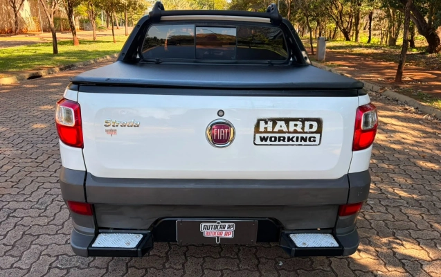 imagem-https://www.socarrao.com.br/sc-vehicle-images-prod/2483342/1786044770544-800x600_74281783363005.webp