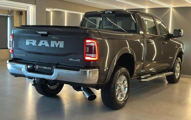 imagem-https://www.socarrao.com.br/sc-vehicle-images-prod/2483393/1790945309965-8217421_8_B_4a9c145e70.jpeg