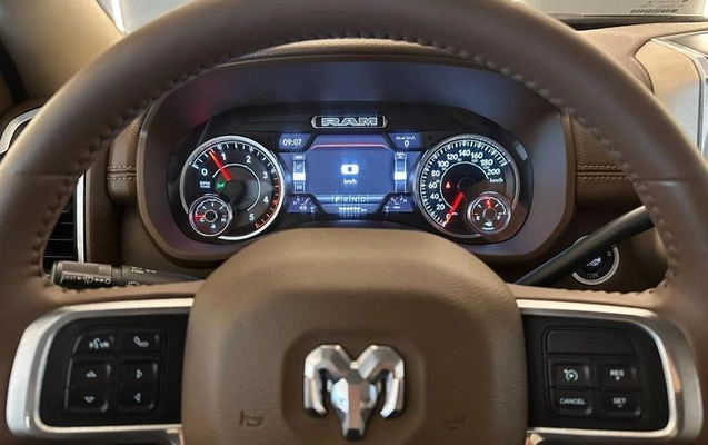 imagem-https://www.socarrao.com.br/sc-vehicle-images-prod/2483393/1790945309979-8217421_0_B_194063482d.jpeg